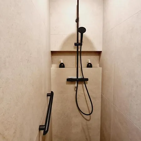 Confort Avec Wifi, Climatisation Et Parking Securise Pres De Lille - Fr-1-510-215 *